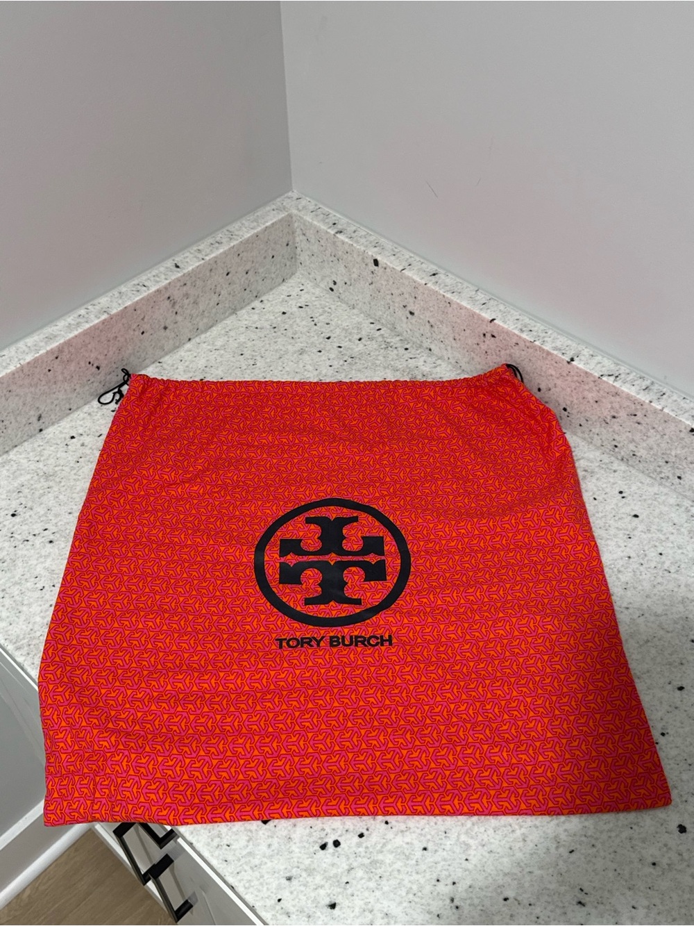 Tory Burch Large Dust Cover